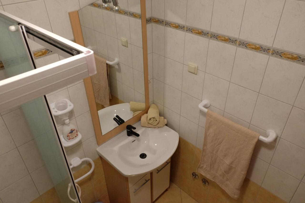 Apartman Precca Supetarska Draga Ngoại thất bức ảnh