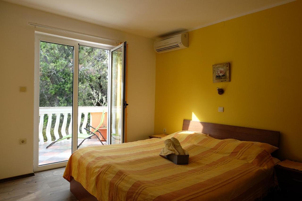 Apartman Precca Supetarska Draga Ngoại thất bức ảnh