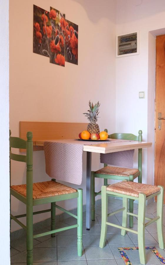 Apartman Precca Supetarska Draga Ngoại thất bức ảnh