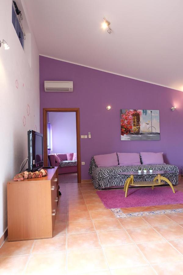 Apartman Precca Supetarska Draga Ngoại thất bức ảnh