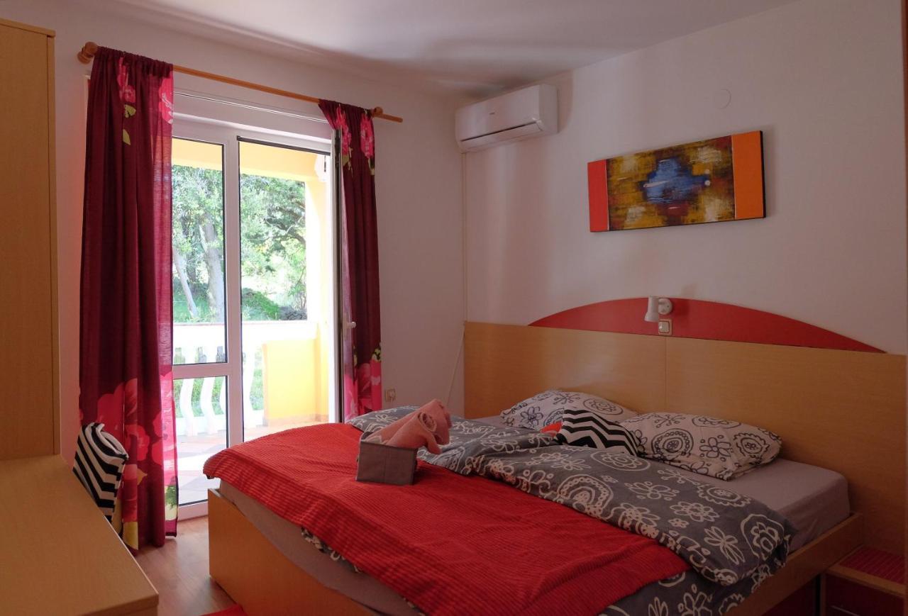 Apartman Precca Supetarska Draga Ngoại thất bức ảnh
