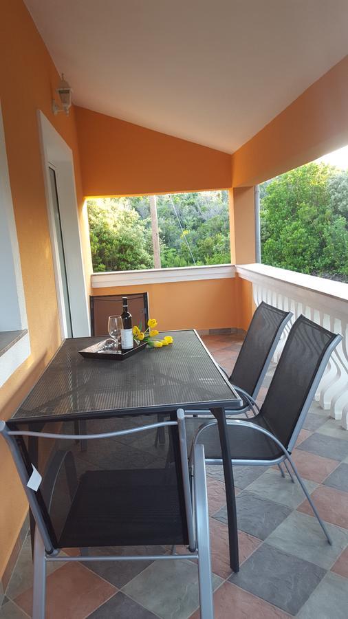 Apartman Precca Supetarska Draga Ngoại thất bức ảnh