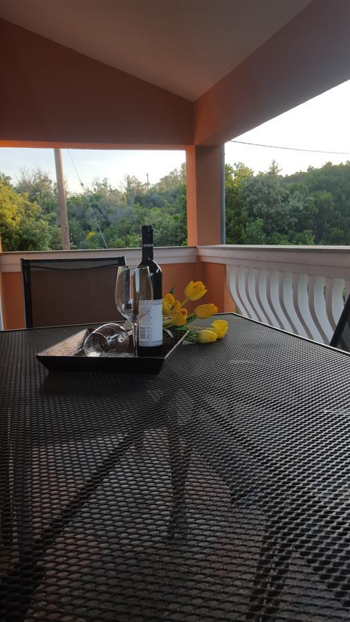 Apartman Precca Supetarska Draga Ngoại thất bức ảnh