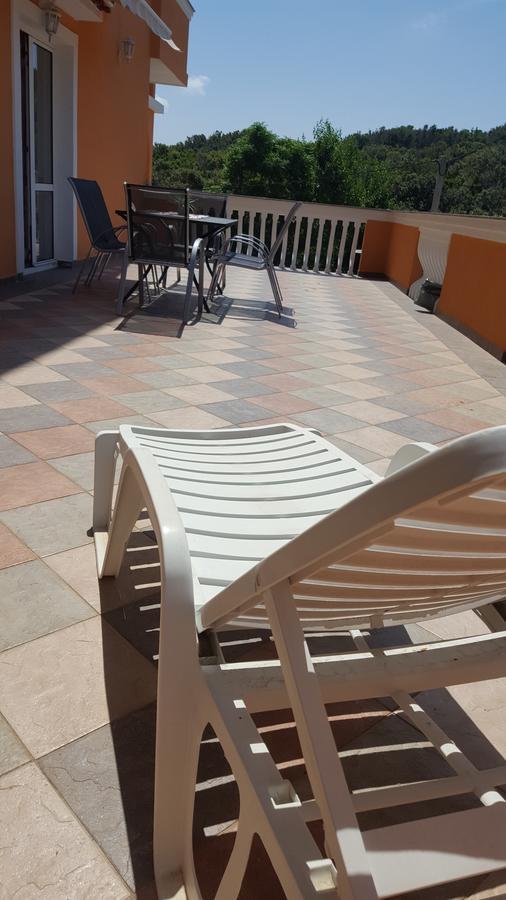 Apartman Precca Supetarska Draga Ngoại thất bức ảnh